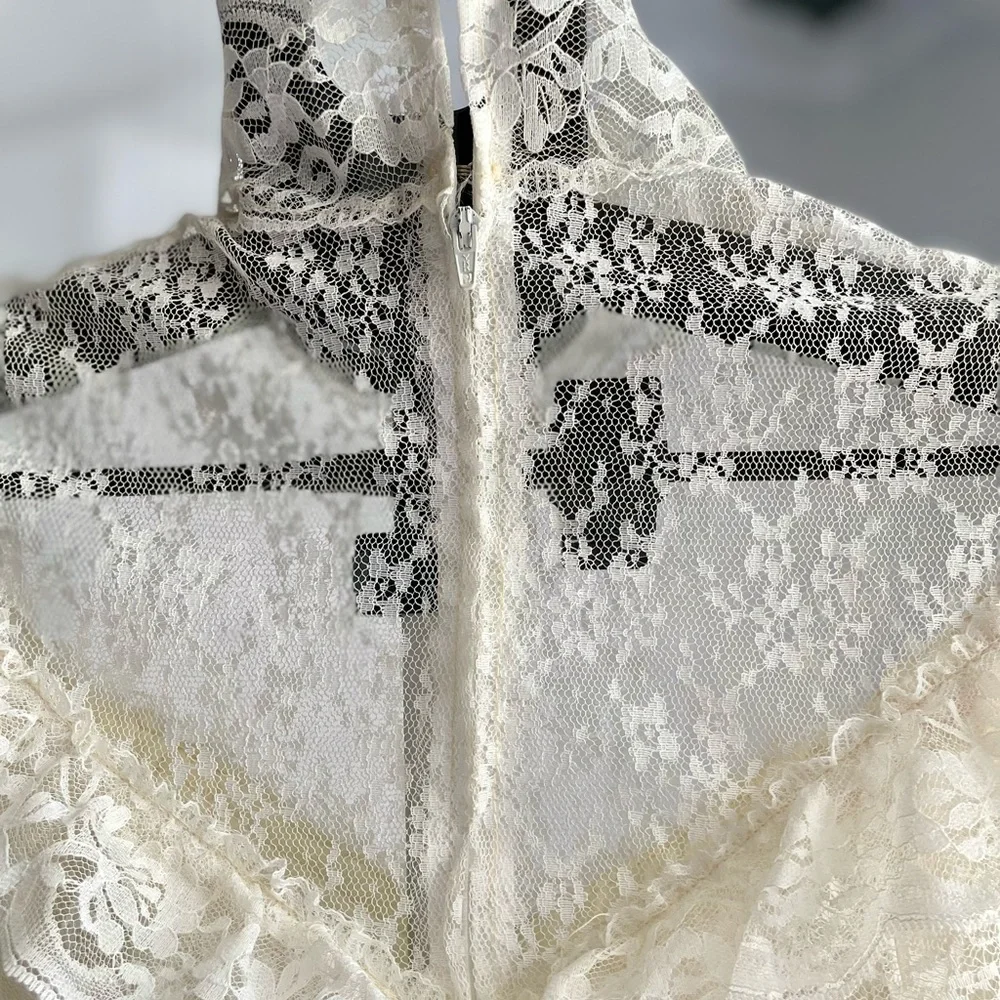 Vintage Ruffled Tiered Off-Shoulder Bridal Gown - Picture 4 of 12